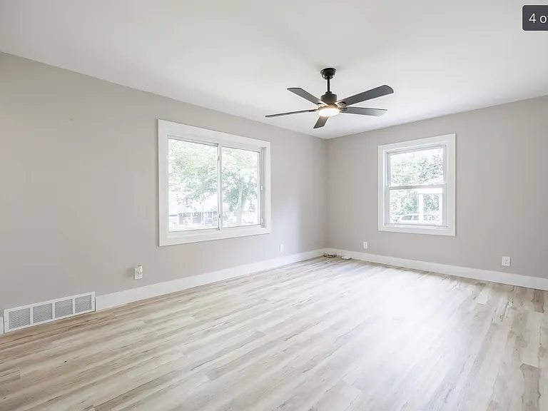 35 Briggs Ave — Photo 7