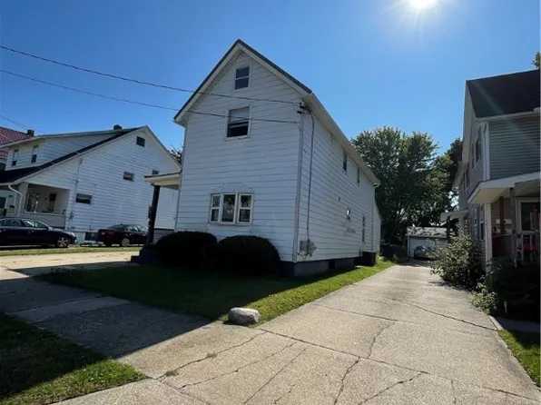 943 W 28th St, Erie, PA 16508