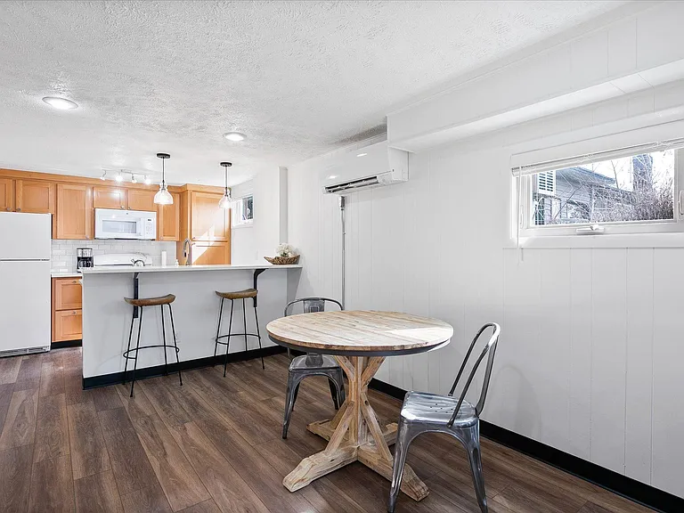 1208 S Elm St #A — Photo 13