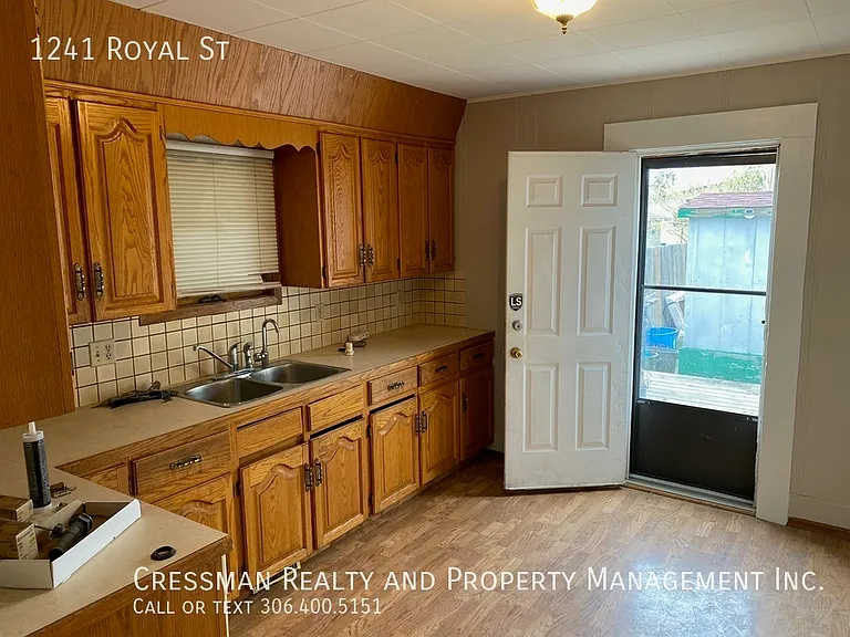 1241 Royal St — Photo 17