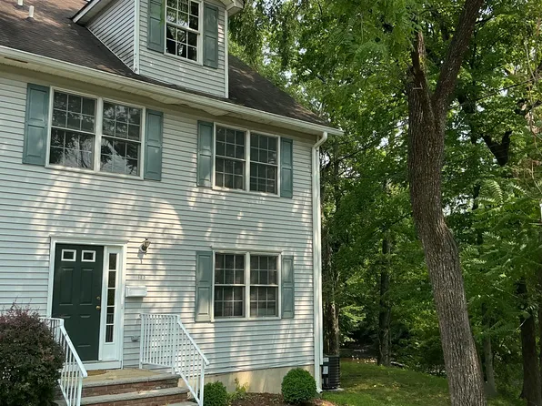 125 Summit Ave, Chatham, NJ 07928