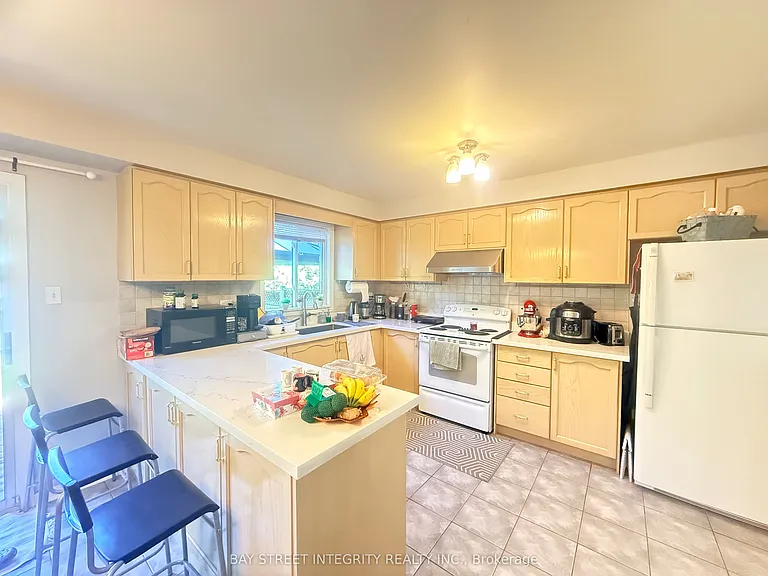 2087 Golden Orchard Trl — Photo 10