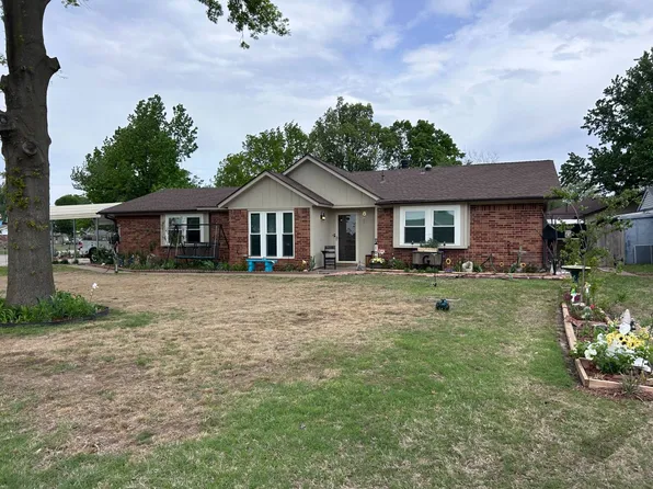 100 Wheatheart Dr, Tonkawa, OK 74653