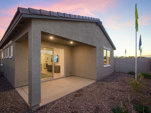 COVERED PATIO