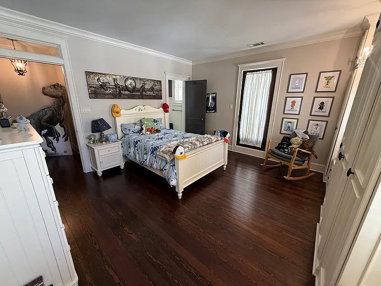 419 N Walnut St — Photo 16