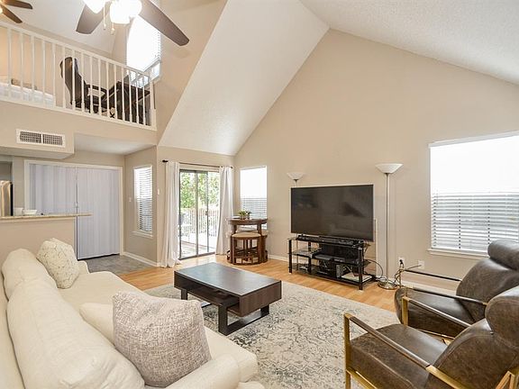 5th image of 2300 Old Spanish Trl APT 2105