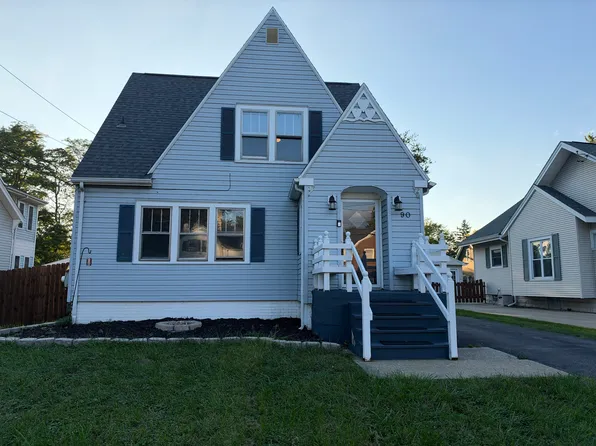 90 Court St, Lancaster, NY 14086