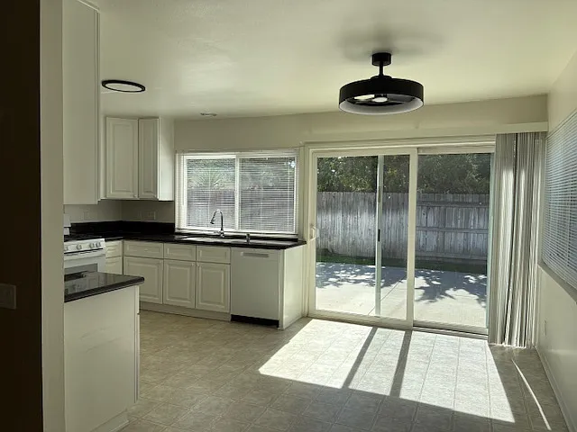 538 W Fargo St — Photo 3