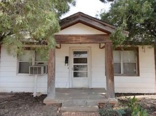 804 N Julian St, Altus, OK 73521