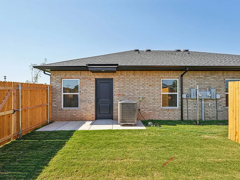 Glenhaven — Photo 18