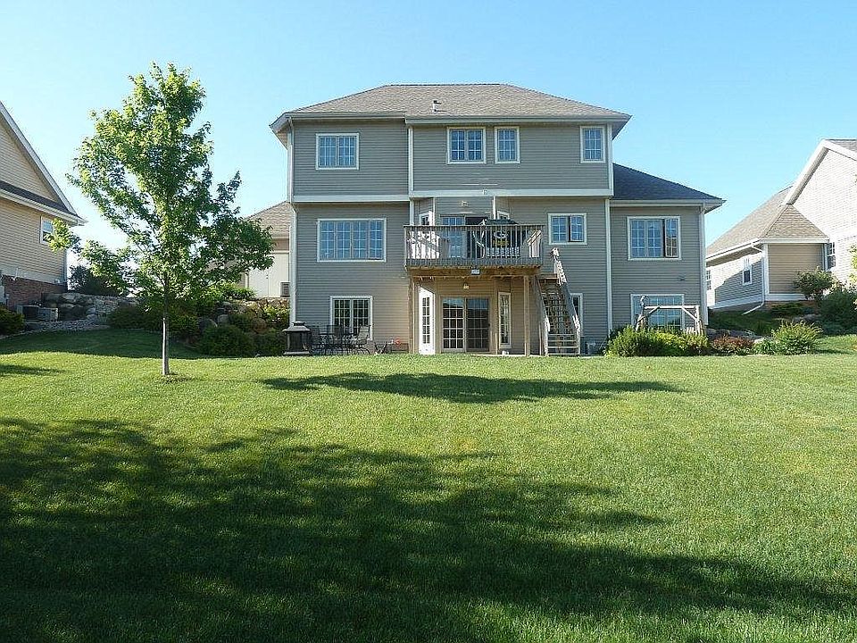 2nd image of 1223 Dartmouth Dr