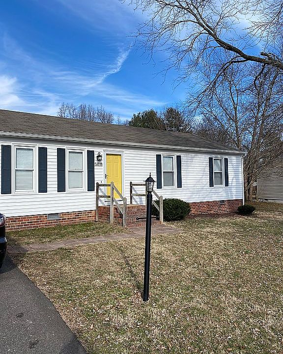 2nd image of 5818 Huntingcreek Dr