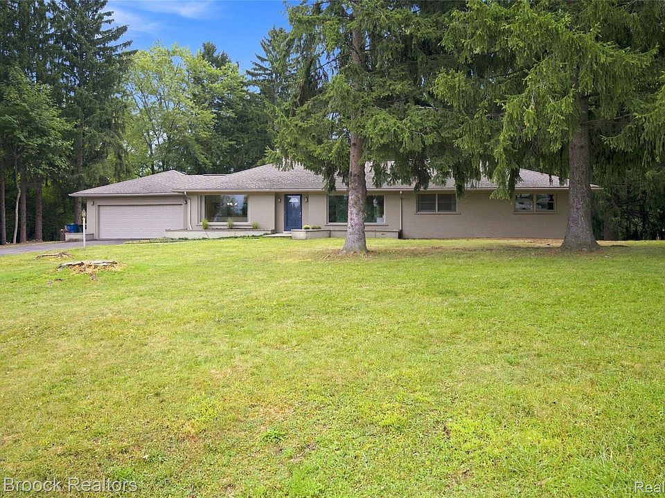 1st image of 1519 Groton Rd