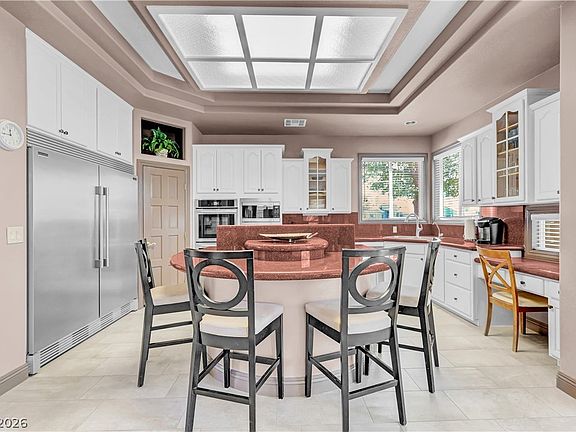 4th image of 277 Hickory Hollow Ave