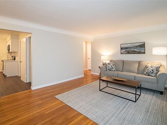 2nd image of 31931 Dickerson Rd