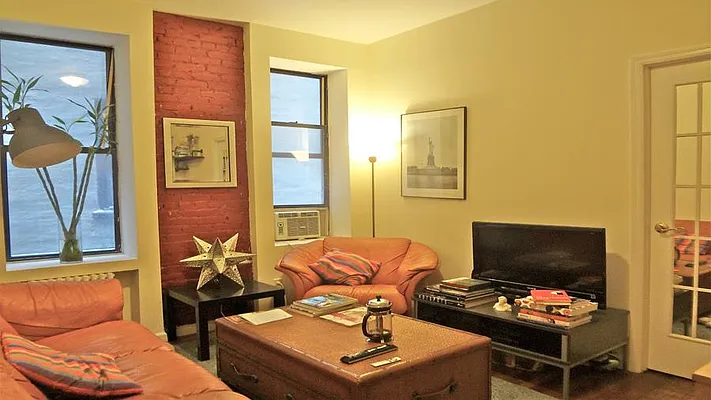 Rented by Fenwick Keats Real Estate | media 11