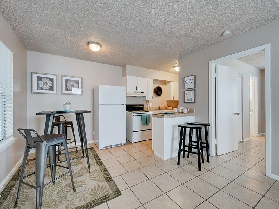 SOUTH PARK APARTMENTS