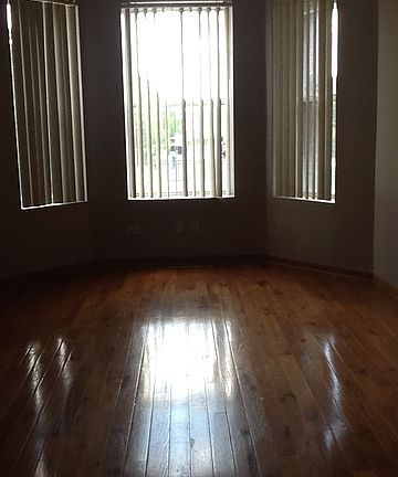 2nd image of 1118 S California Ave APT 1