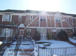 8292 61st Rd, Middle Village, NY 11379