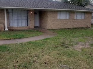1112 1st St, Hempstead, TX 77445