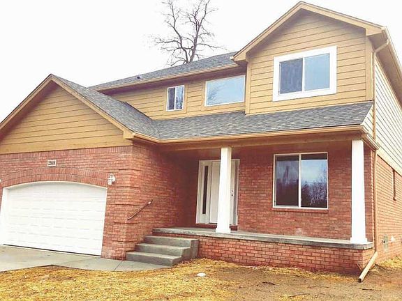5th image of 22018 Grand Lake St
