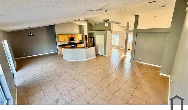 1270 Campo Ave NW — Photo 4
