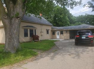 49470 Card Rd, Macomb, MI 48044