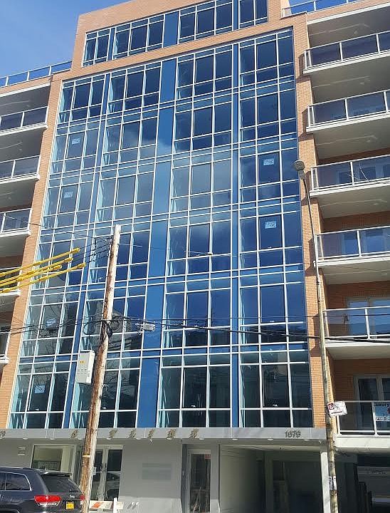 1st image of 1679 E 19th St #305