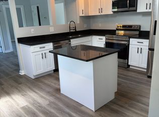 222 Henry Clay Rd #222, Ashland, VA 23005