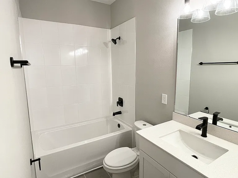14086 Frasier St — Photo 24