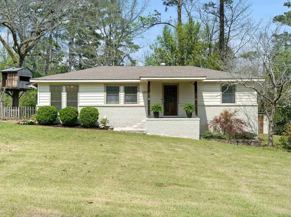 2223 Savoy St, Birmingham, AL 35226