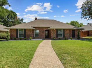 2004 Chestnut Hill Ln, Richardson, TX 75082