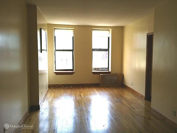 5th image of 368 W 116th St APT 3A