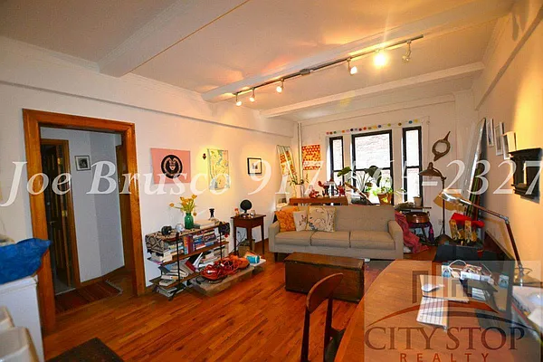 Rented by City Stop Realty | media 28