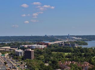 5904 Mount Eagle Dr APT 1610, Alexandria, VA 22303