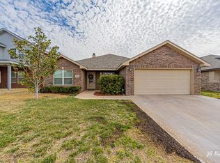 9114 Holiday Dr, Odessa, TX 79765