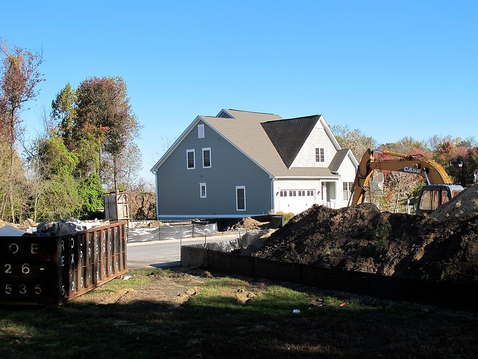 2nd image of 213 Saltgrass Dr