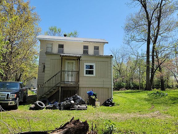 4th image of 2816 N 38th St