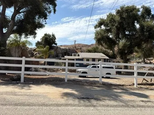40781 Gibbel Rd, Hemet, CA 92544