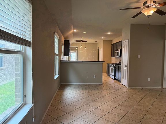 5th image of 2621 Frisco Wood Dr