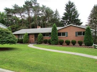 3716 Wildwood Dr, Endwell, NY 13760