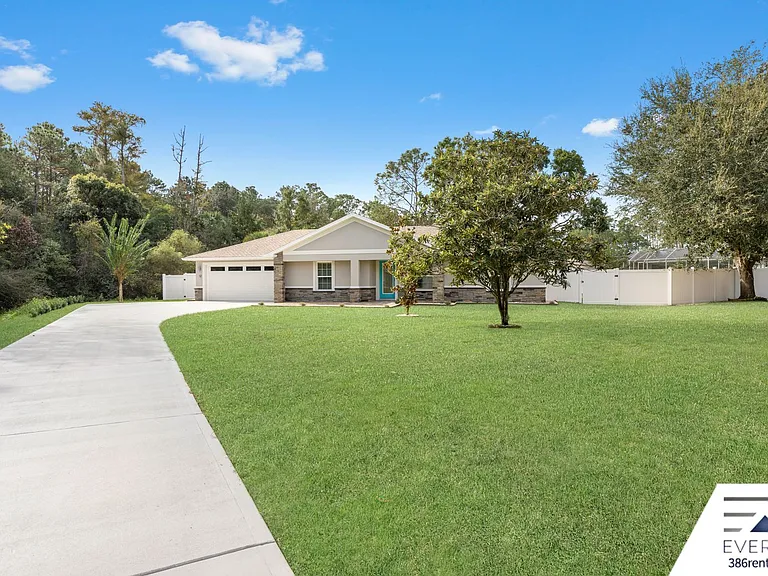 12 Walt Pl — Photo 7