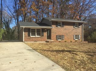 2484 Burton Cir, Morrow, GA 30260