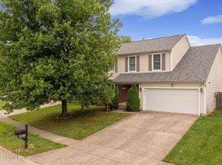 4409 Fallen Apple Ln, Louisville, KY 40218