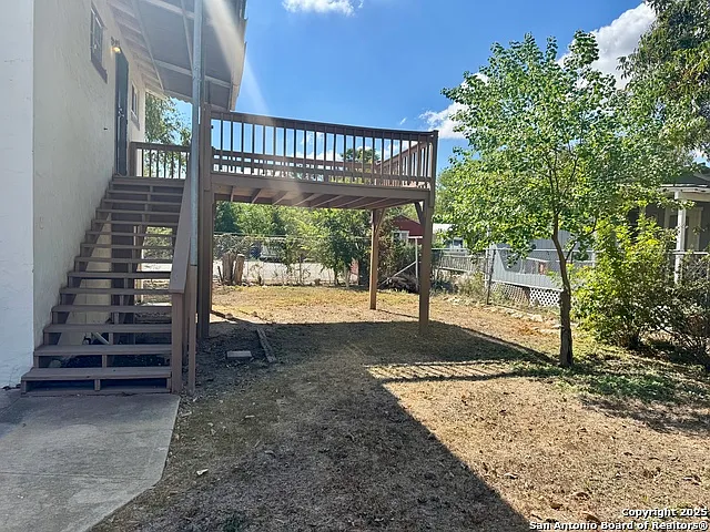 1 bed, 1.0 bath, 1703 sqft, $600 — Photo 3