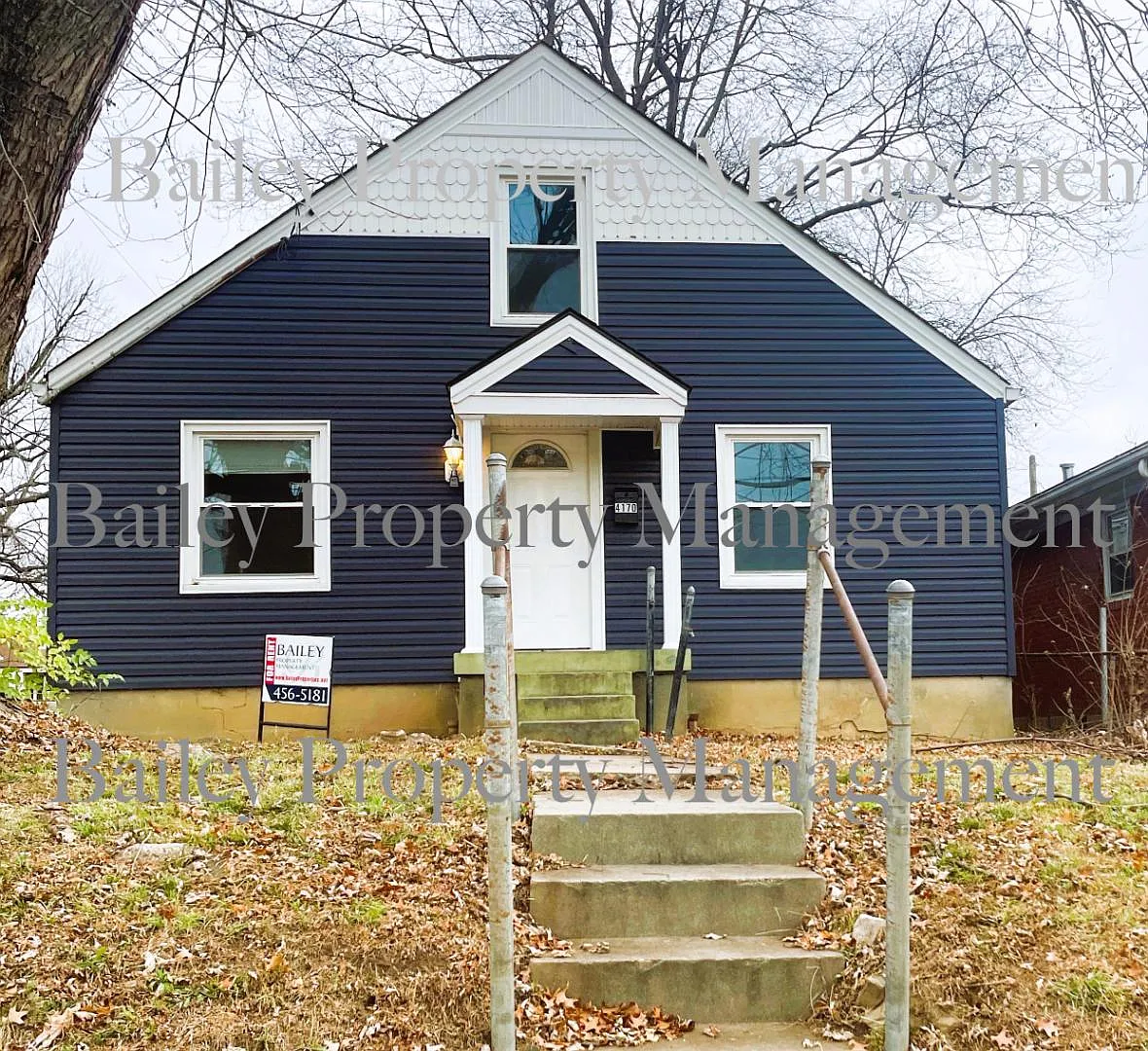4170 Hazelwood Ave — Photo 1