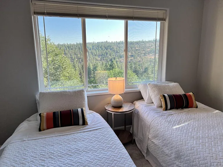 4803 Falcon Dr — Photo 12