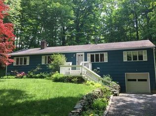 126 Ledges Rd, Ridgefield, CT 06877