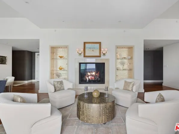 1 W Century Dr Unit 10A, Los Angeles, CA 90067