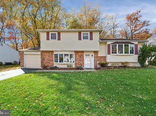 32 Sturbridge Dr, Wilmington, DE 19810